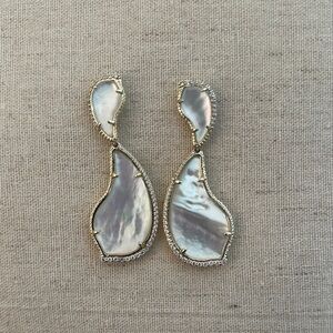Kendra Scott NEW- Mother of Pearl Drop Earrings